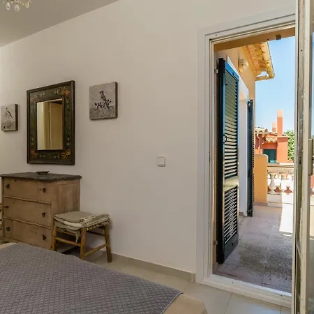 Sleeps 6 Pool Holiday home Begur