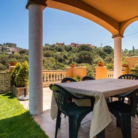 Holiday home Sleeps 6 Pool *
