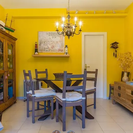 Sleeps 6 Pool Begur